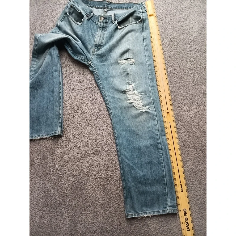 Levi's 559 Relaxed Straight Men's W36 L32‎ Light Wash Distressed Denim Jeans